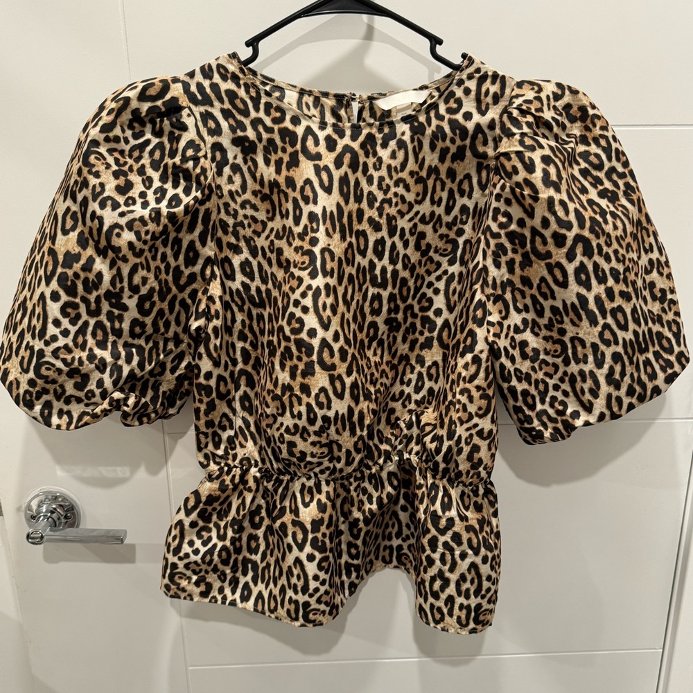H&M Cheetah Print Peplum Top | Size Medium